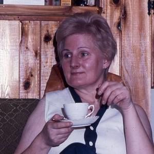 Meet your Posher, Connie